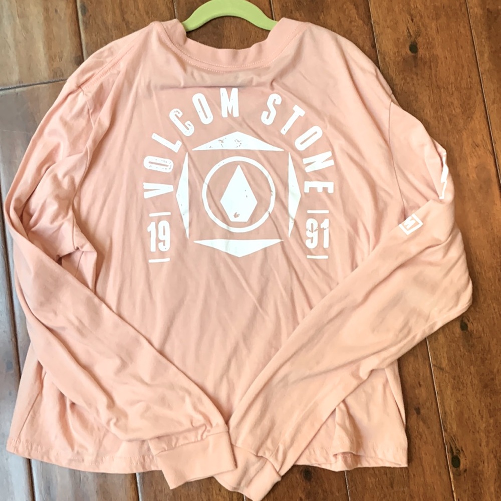 Volcom long sleeve t shirt. Girls xl